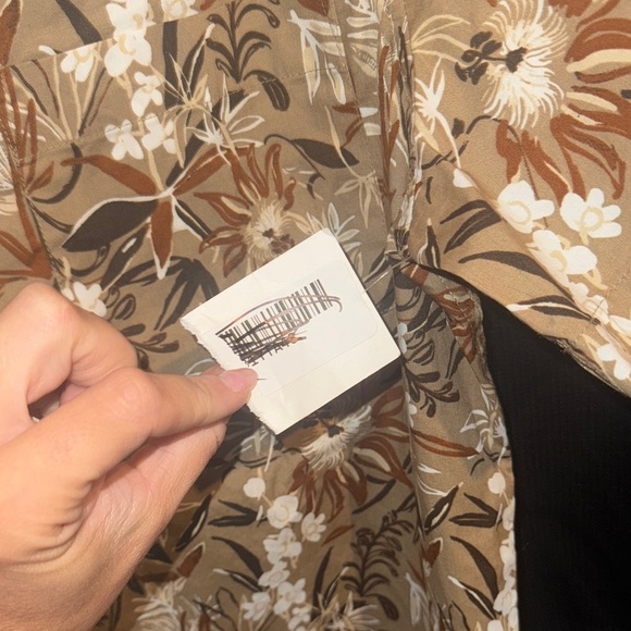 14th & Union • NWT Men's Floral Brown Short Sleeve Shirt - Picture 5 of 7
